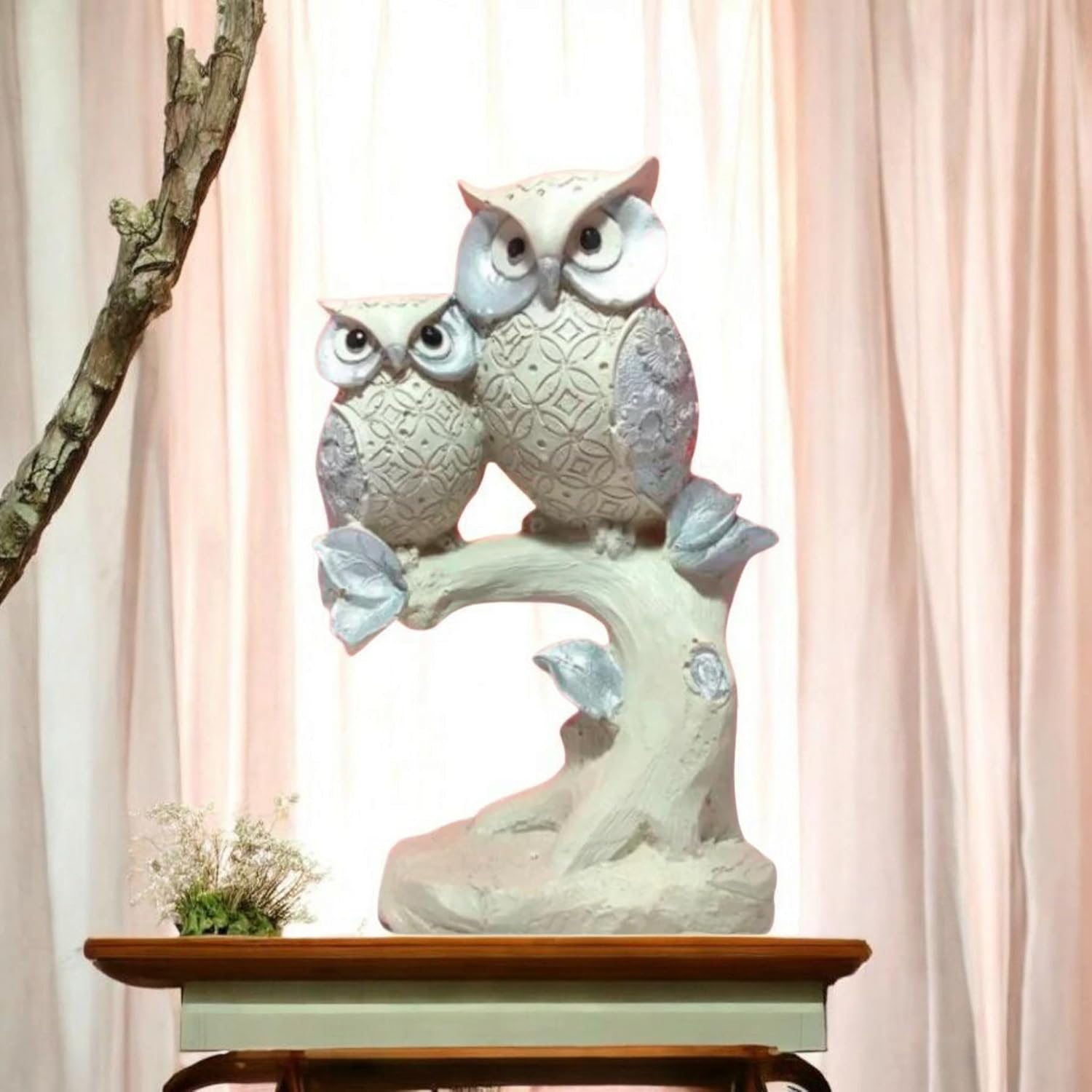 Parent and Baby Owl Figurine – Decorative Polyresin Sculpture with Tree Branch Base – White & Gray Animal Accent for Shelf, Entryway, or Nursery - Riserra