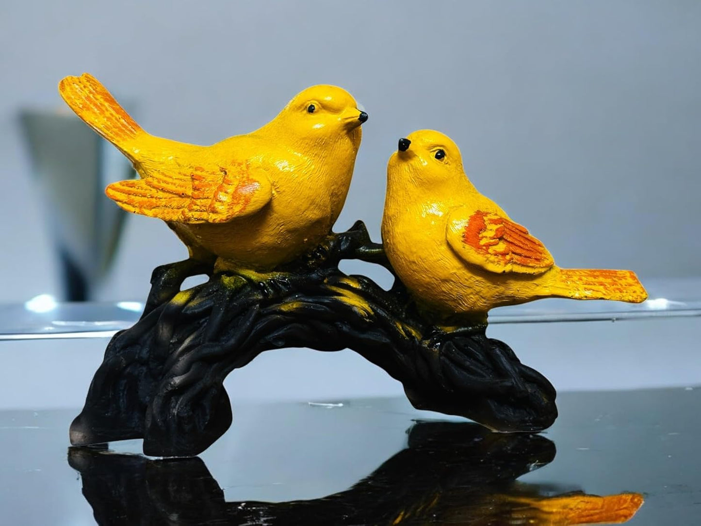 Yellow Bird Pair Figurine – Polyresin Decorative Sculpture of Birds on Branch – Bright Nature - Inspired Tabletop Decor for Living Room, Shelf, or Office - Riserra