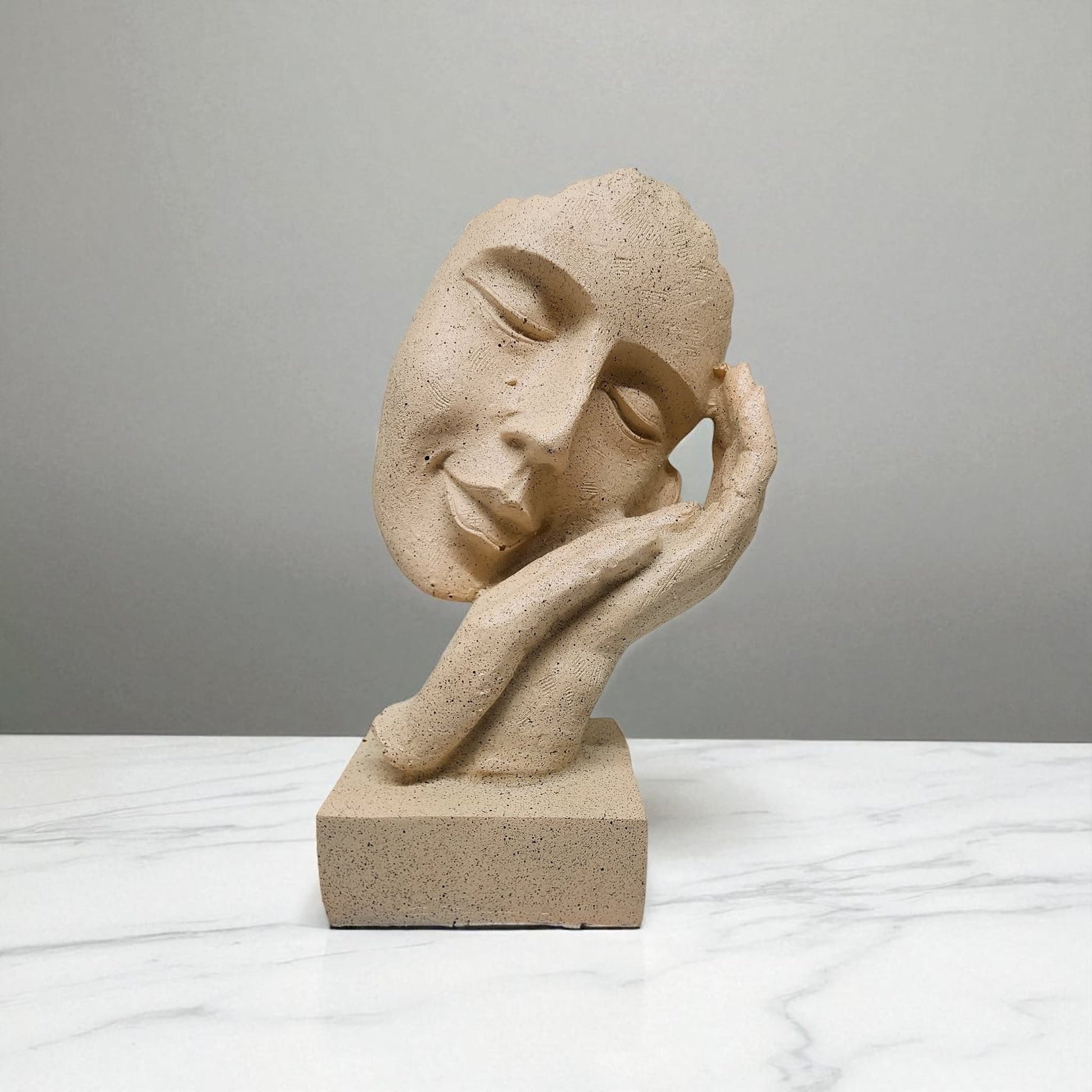 Abstract Face Resting on Hand Sculpture – Minimalist Polyresin Statue with Stone Texture – Neutral Art Decor for Shelf, Office, or Meditation Space - Riserra